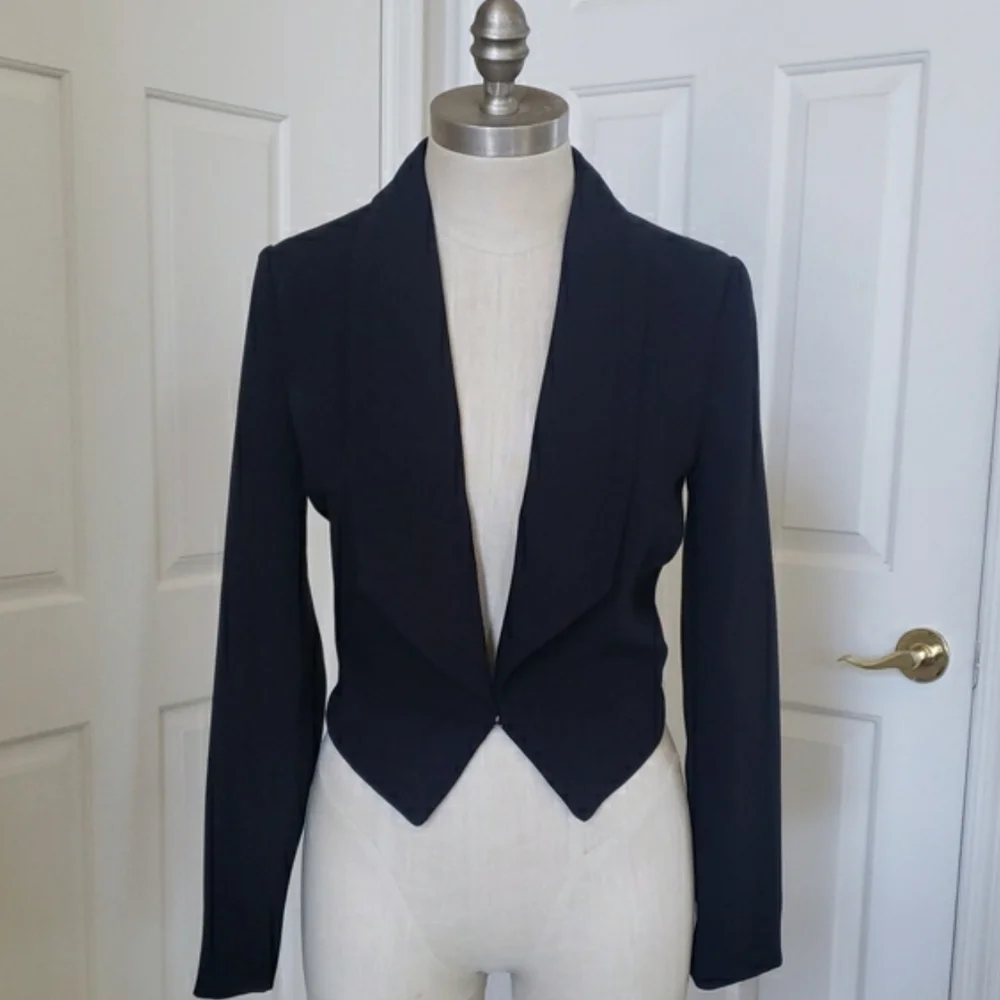 H&M Black Cropped Tuxedo Blazer Jacket Size 4 Structured
